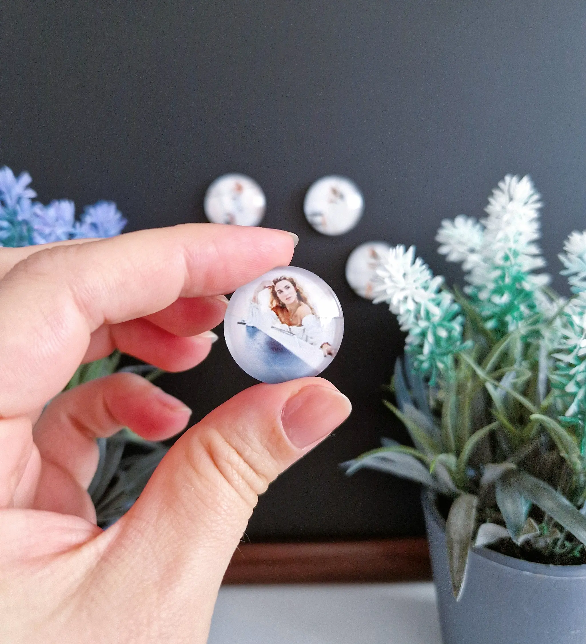 Personalizuotų stiklinių magnetukų rinkinys (5vnt) - Image 3